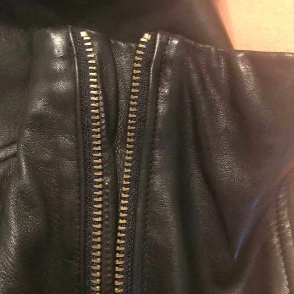 Ladies vintage leather jacket/car coat - image 9