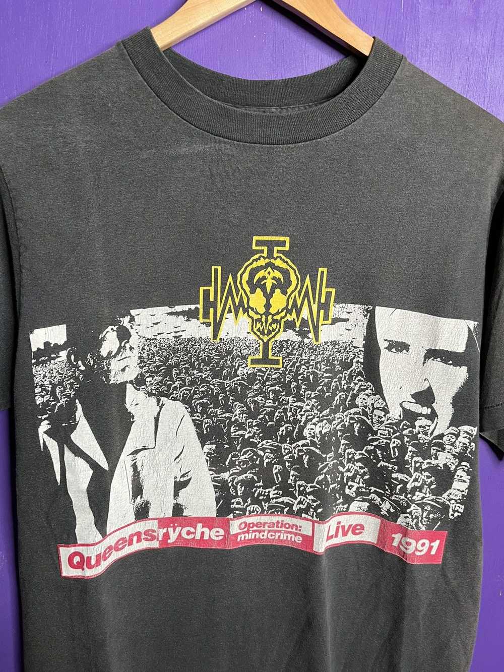 Band Tees × Tour Tee × Vintage Vintage 1991 Queen… - image 3