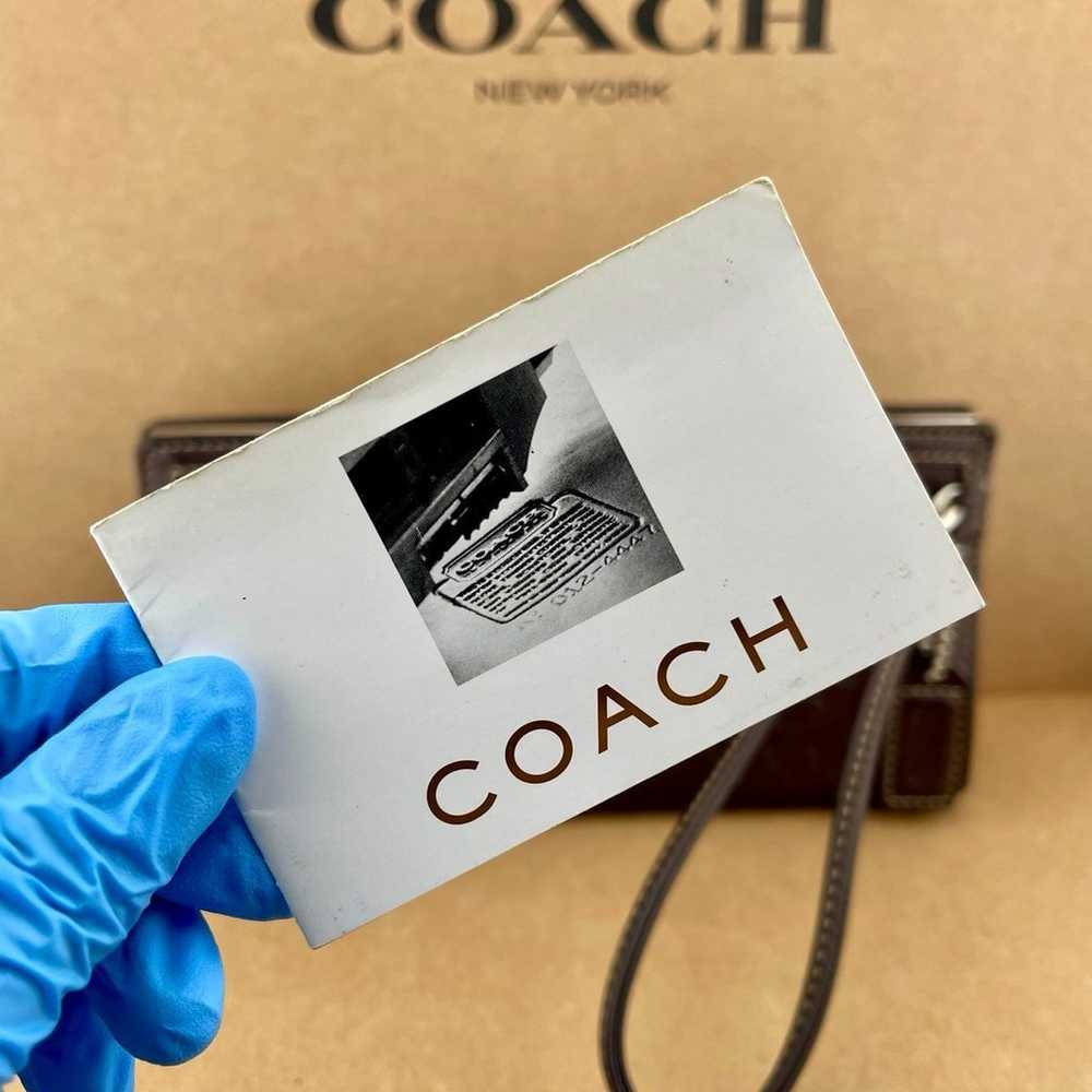 COACH VINTAGE RARE Signature Leather Kisslock Fra… - image 11
