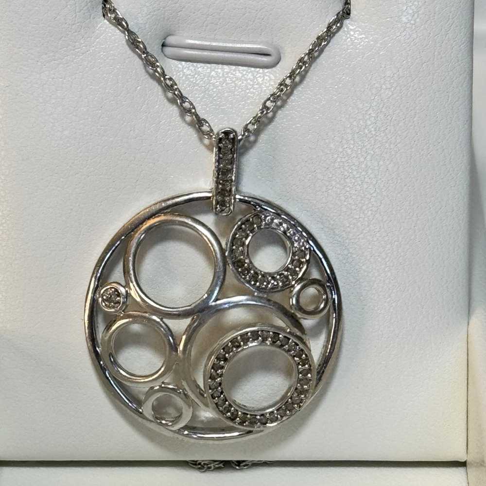 Heng Ngai Diamond Studded Circle Pendant Necklace - image 3