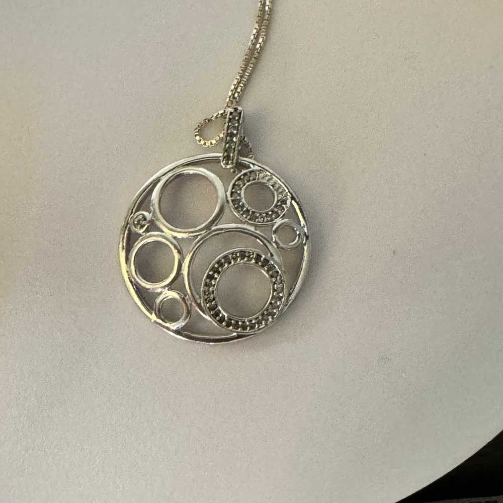 Heng Ngai Diamond Studded Circle Pendant Necklace - image 6