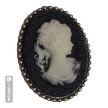 Vintage Jewelry Brooch  Black Cameo Lady Portrait… - image 1