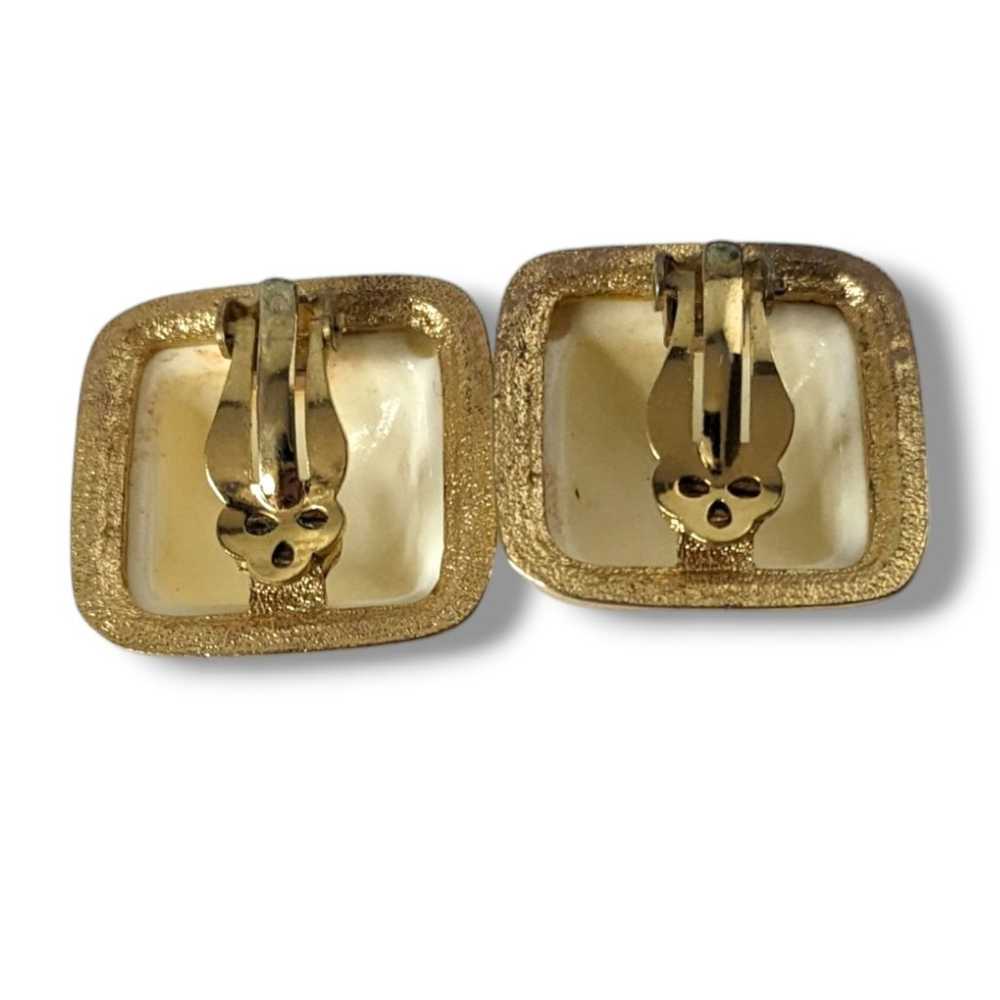 Vintage 80s Maximalist Oversized Square Gold & Wh… - image 5