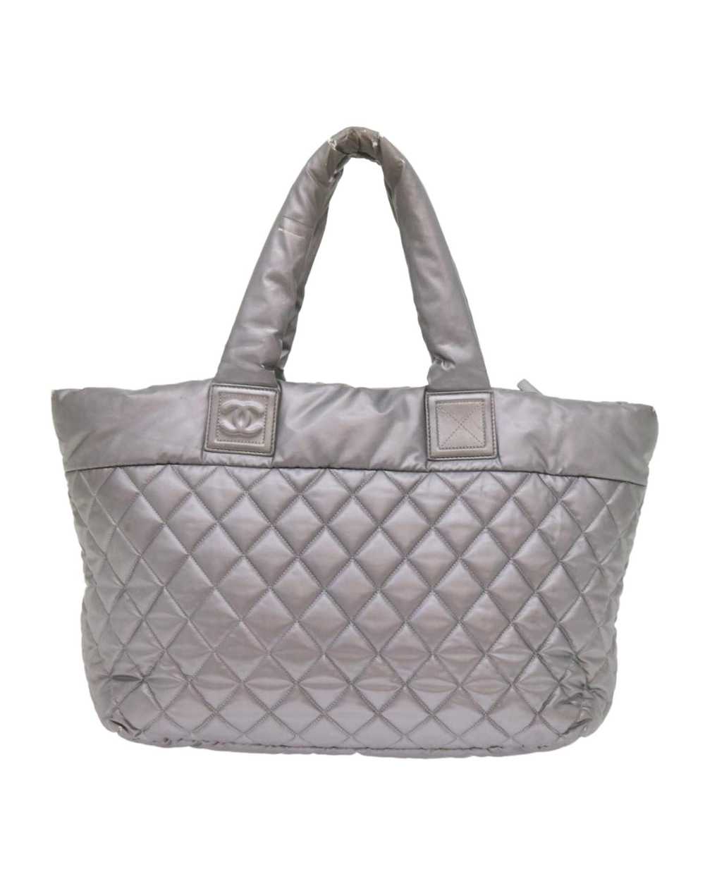 Chanel Silver Patent Leather Hand Bag with CC Log… - image 2