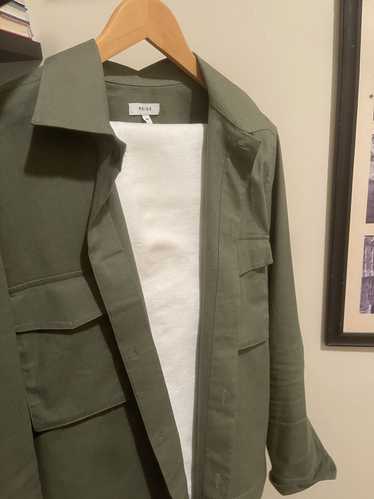 Reiss Reiss olive outer shirt with white pant - ne