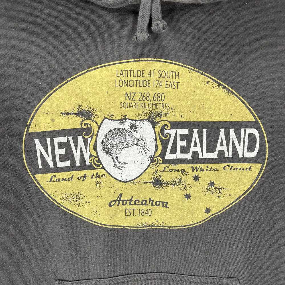 Animal Tee × Kiwi WILD KIWI NEW ZEALAND Hoodie Pu… - image 3