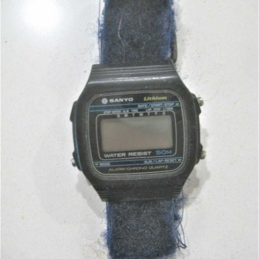 Vintage Sanyo Lithium D560 Chronograph Alarm Quar… - image 5