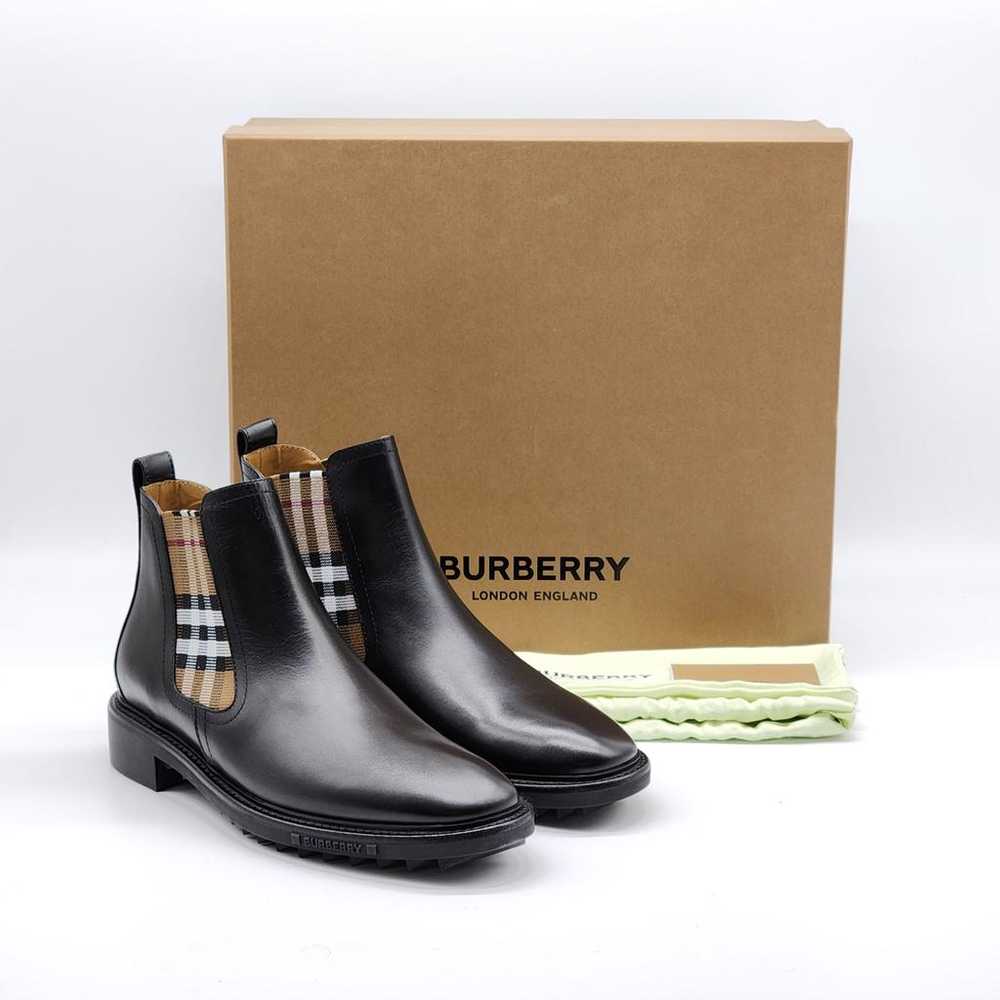 Burberry Leather boots - image 8