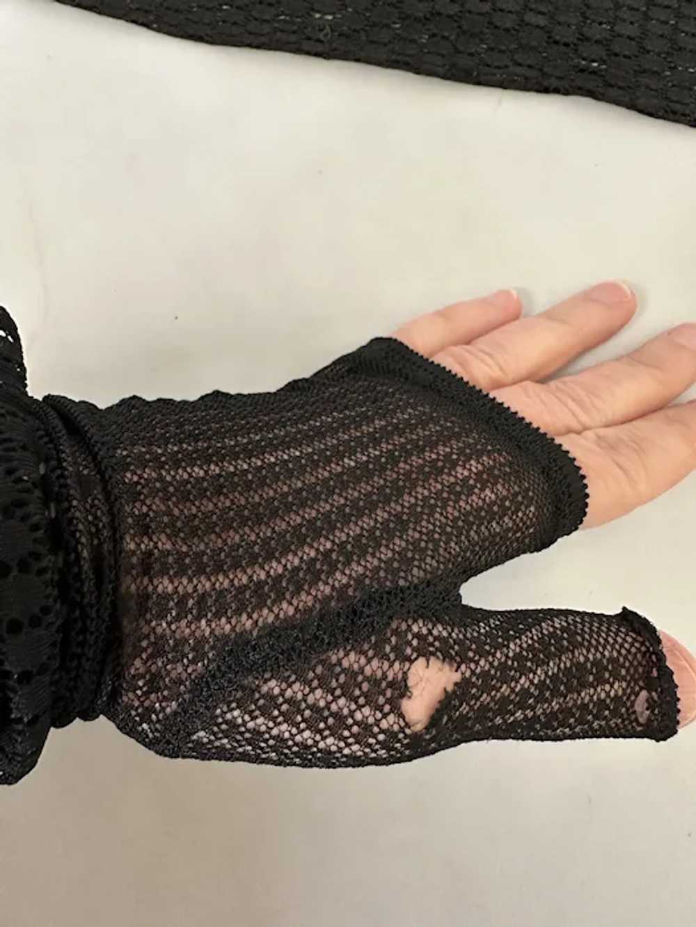 Victorian Fingerless Opera Gloves - image 8