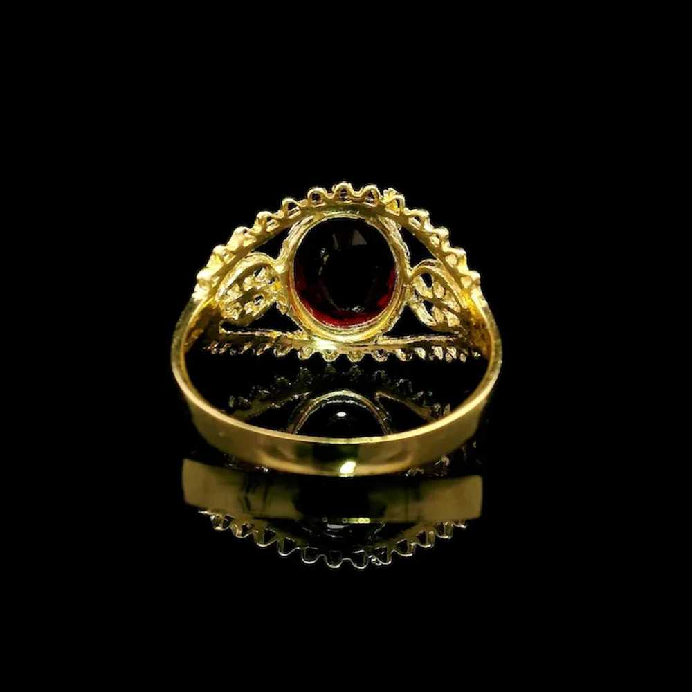 Vintage 14k Yellow Gold Deep Red Oval Stone w/ Op… - image 8