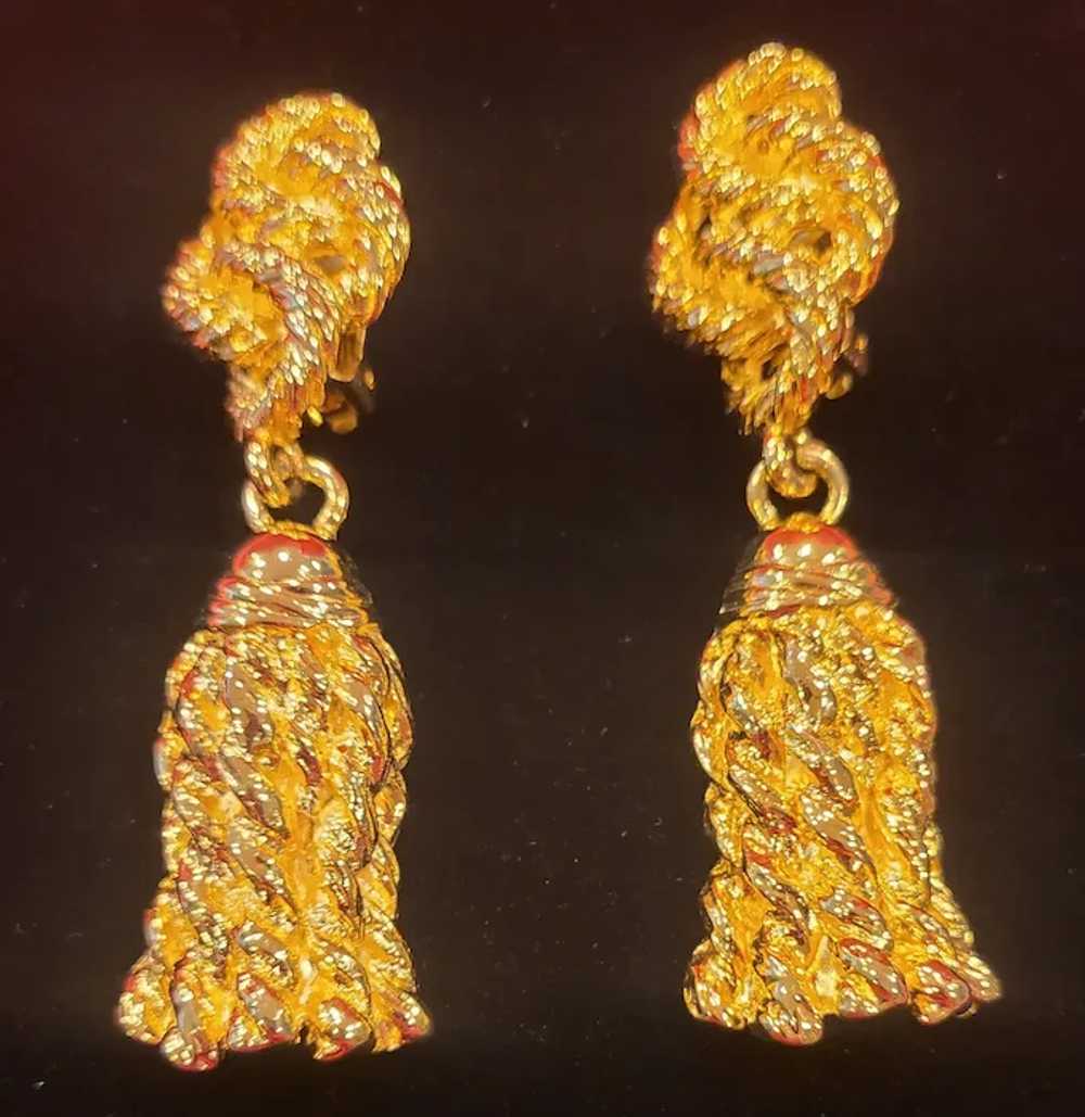 Unbranded Gold Tone Tassel Clip On Earrings - image 5