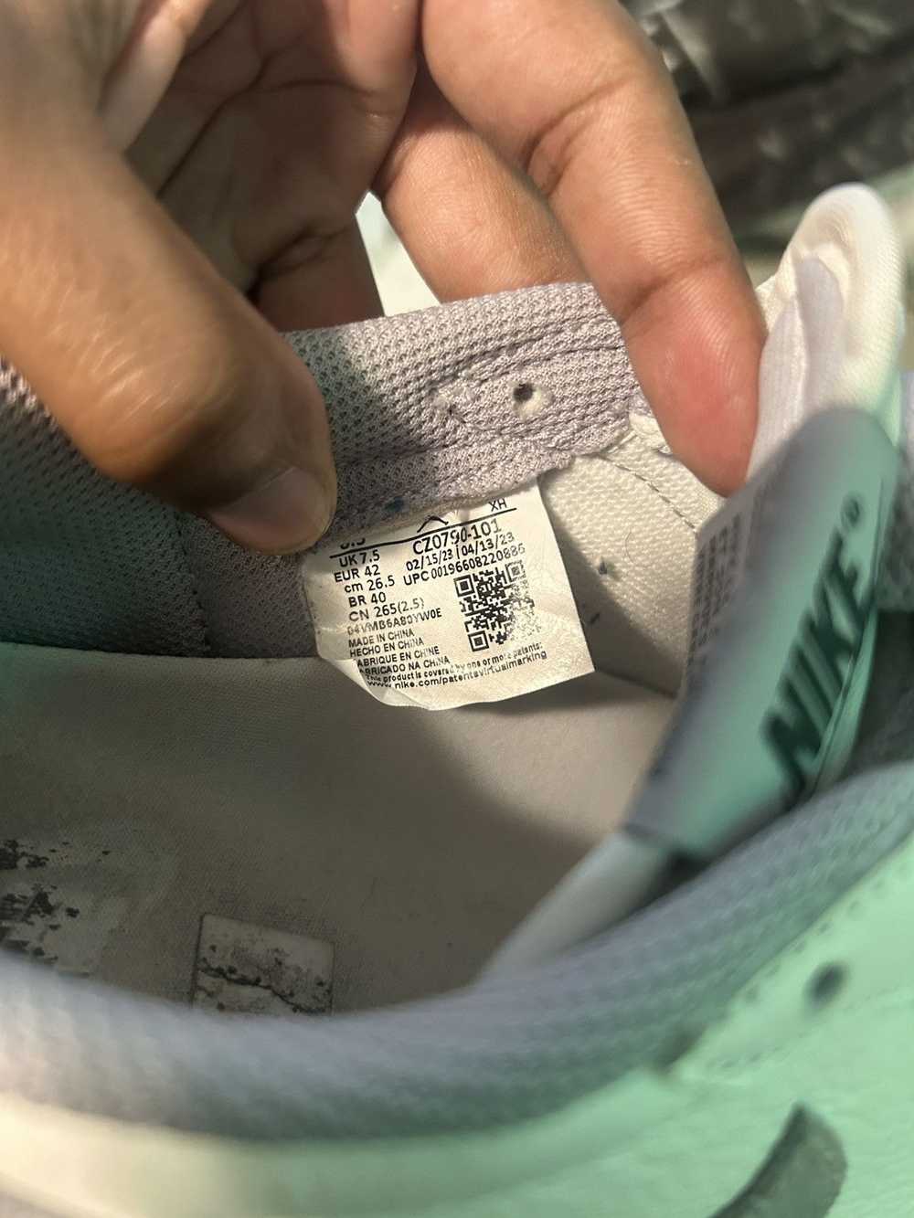 Jordan Brand × Nike Atmosphere Grey Jordan 1 low - image 7