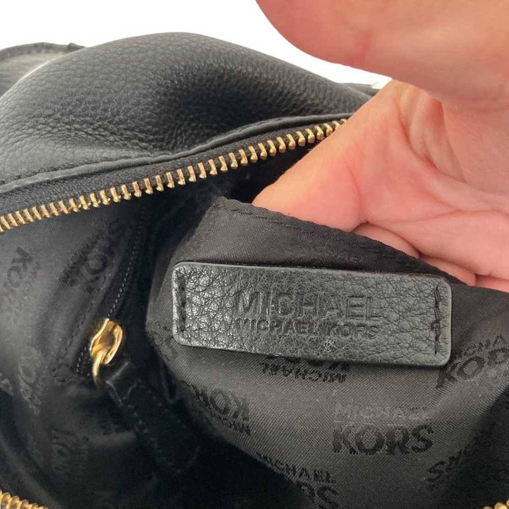 Michael Kors Black Leather Shoulder Bag - image 12