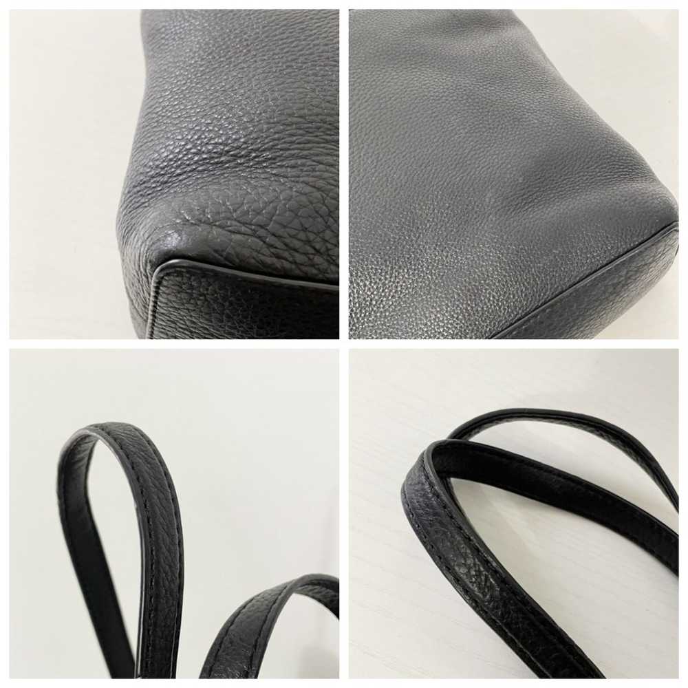 Michael Kors black pebbled leather Bedford pocket… - image 5