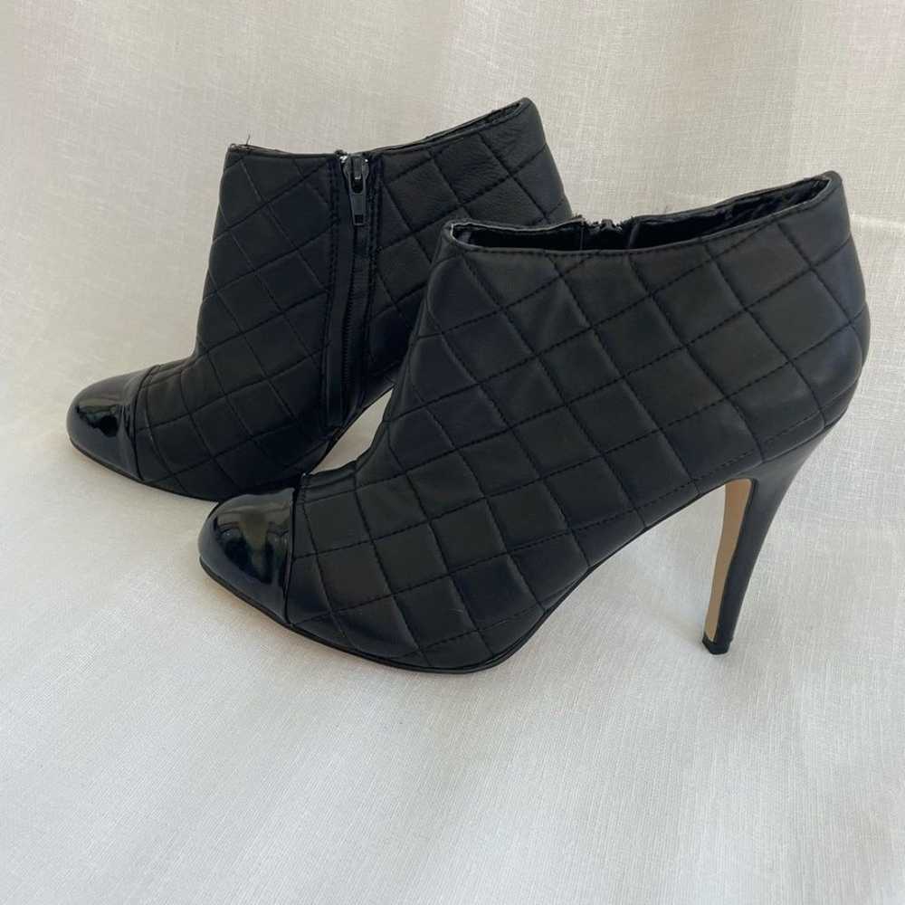 Maiden Lane Black Quilted leather bootie Size 10 - image 3