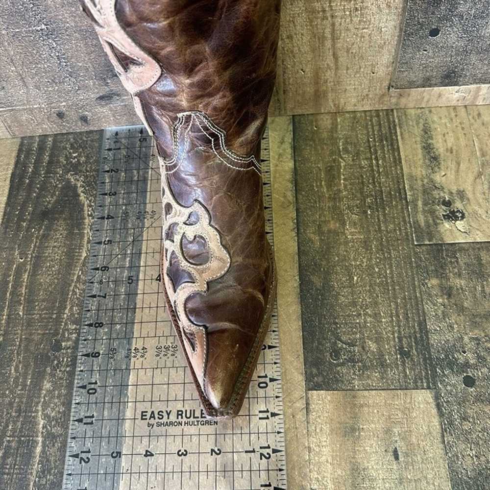 Corral Vintage C1933 Brown Leather Inlay Snip Toe… - image 4