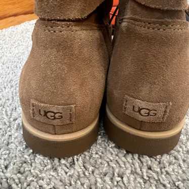 Ugg boots size 9.5
