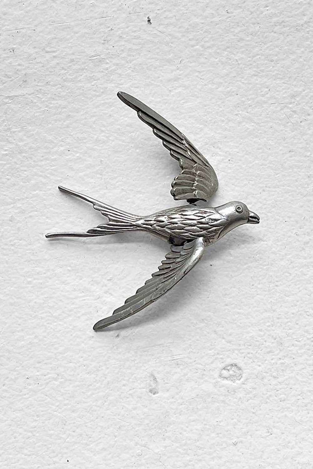 1940s En Tremblant Bird Pin Selected by MARMALADE - image 4