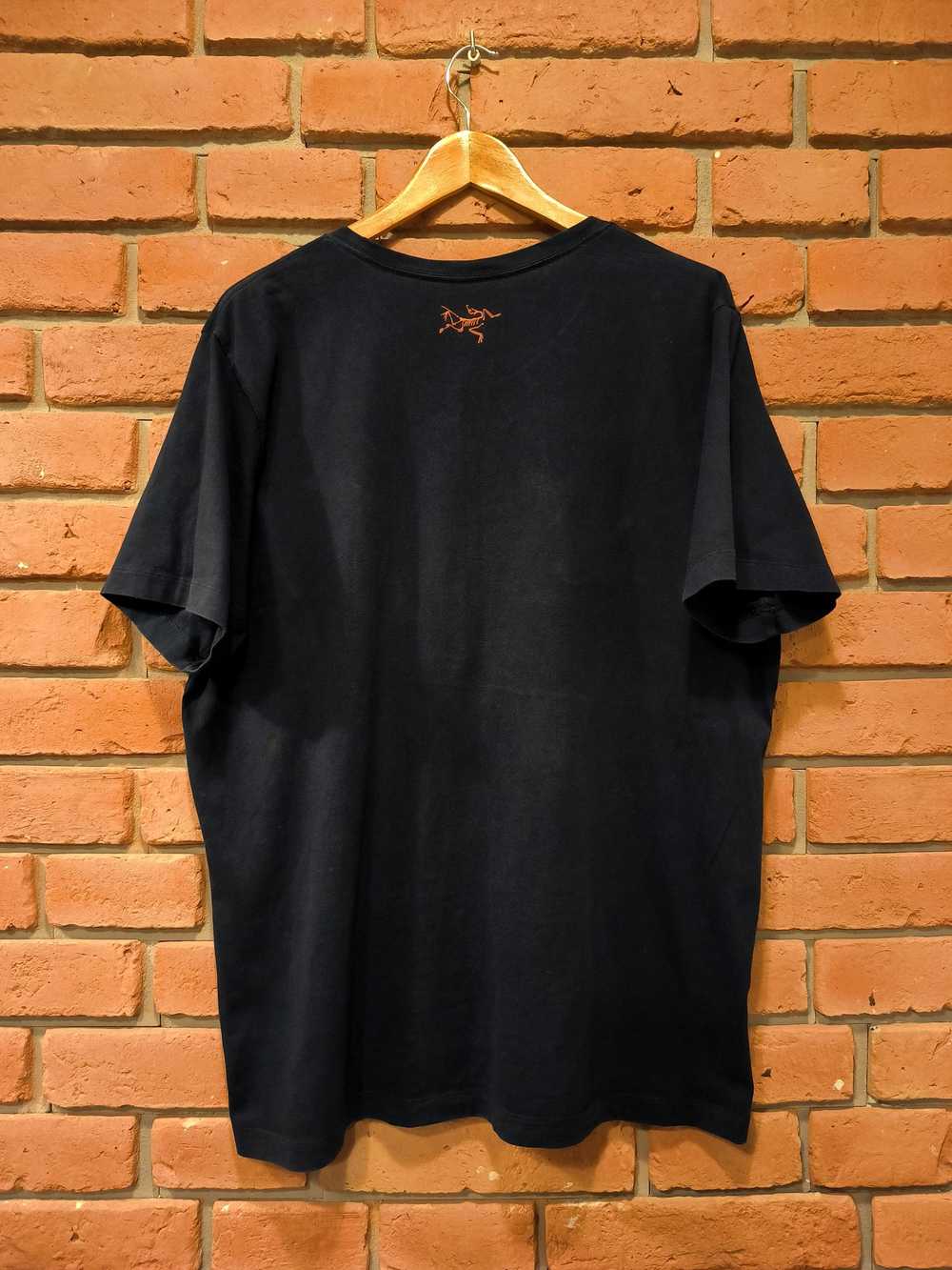 Arc'Teryx Arc'Teryx T-Shirt Big Logo Tee - image 3