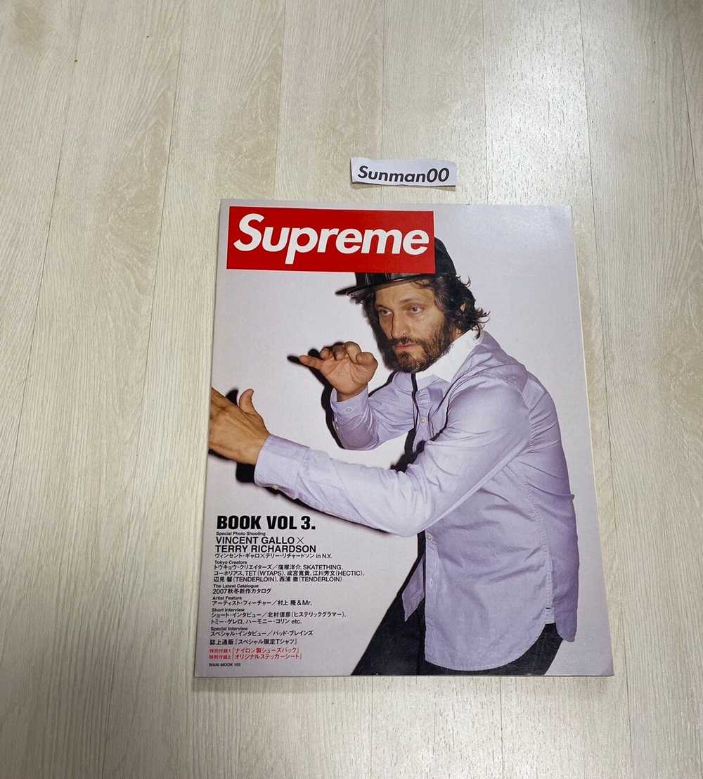 Supreme Supreme Magazine book Vol. 3 + sticker - image 1