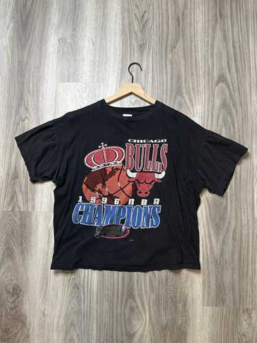 Chicago Bulls × NBA × Vintage Vintage Cropped 1996