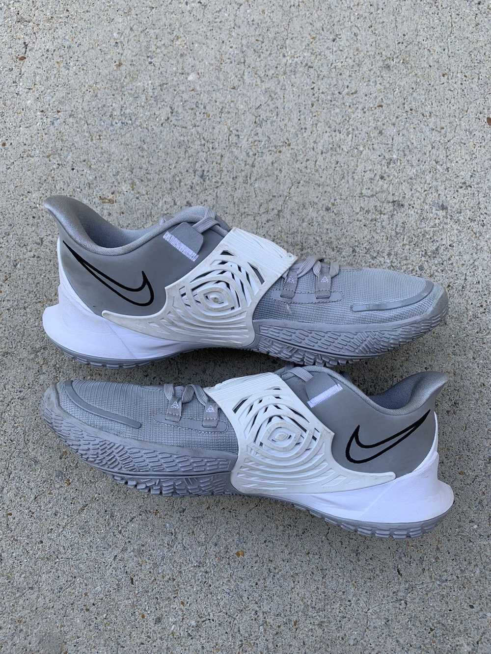 Nike Nike Kyrie Low 3 Flat Silver Black White - image 2