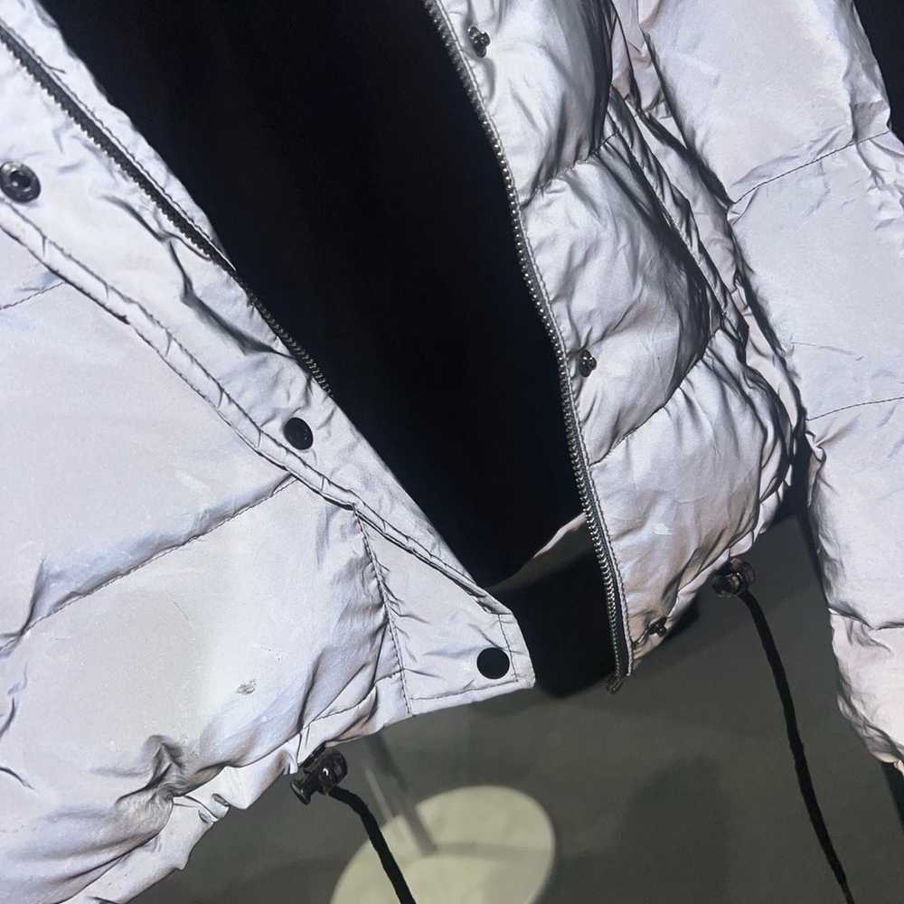 reflective cropped puffer - image 5