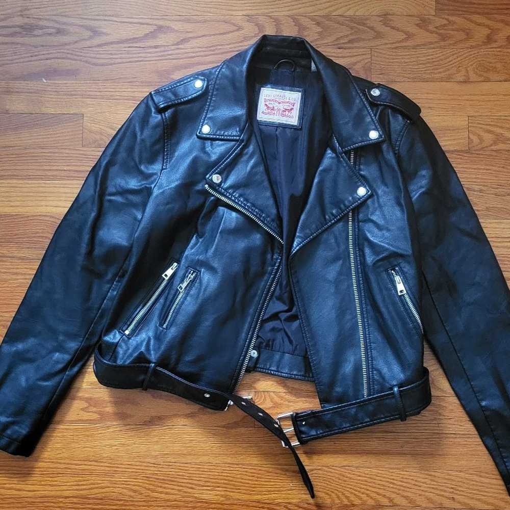 Levi’s Women’s BELTED FAUX LEATHER MOTO JACKET Si… - image 1