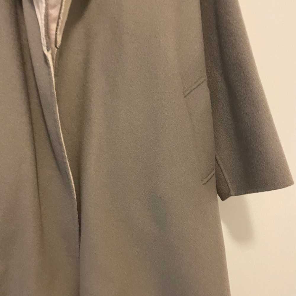 Loeuvre wool coat in grey - image 2