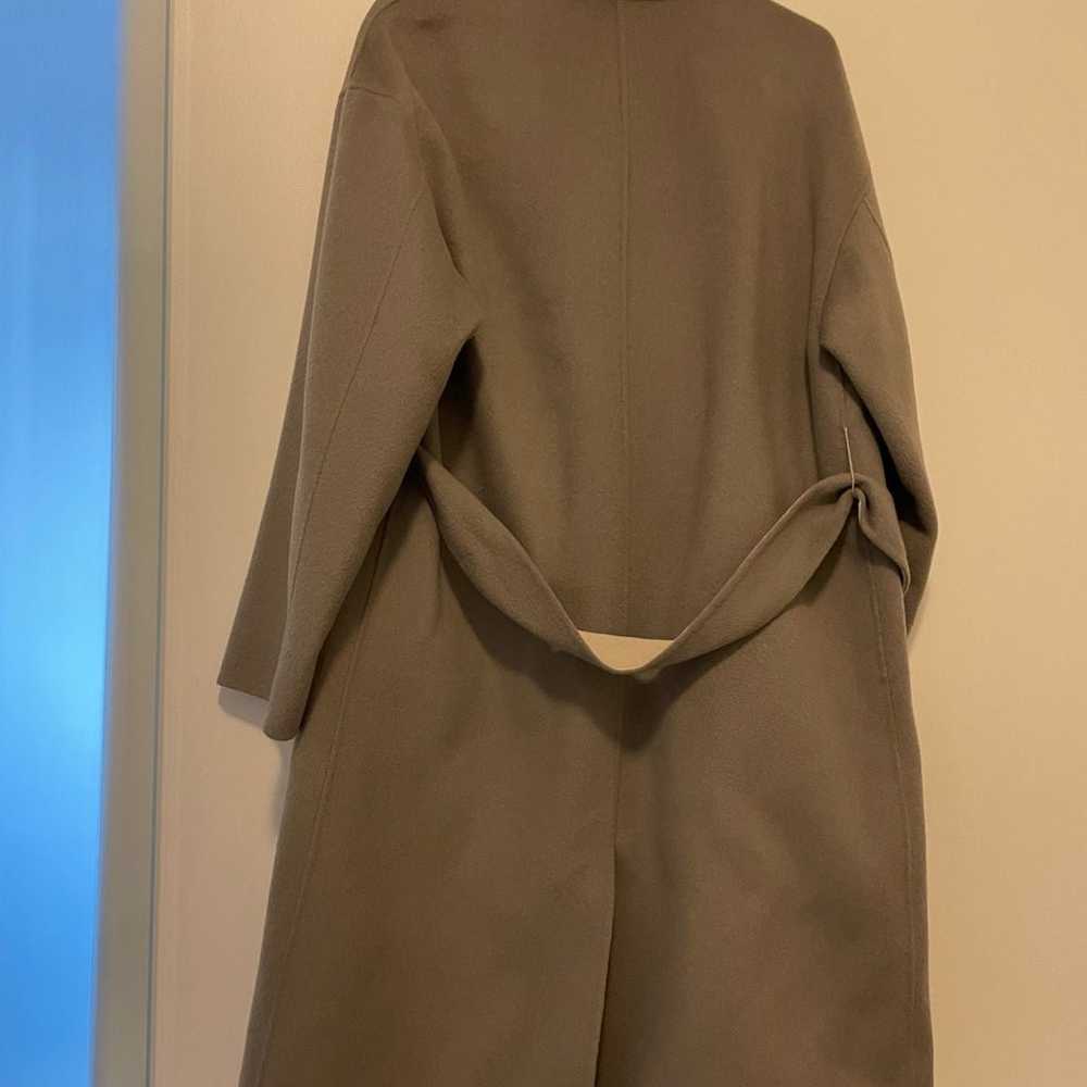 Loeuvre wool coat in grey - image 5