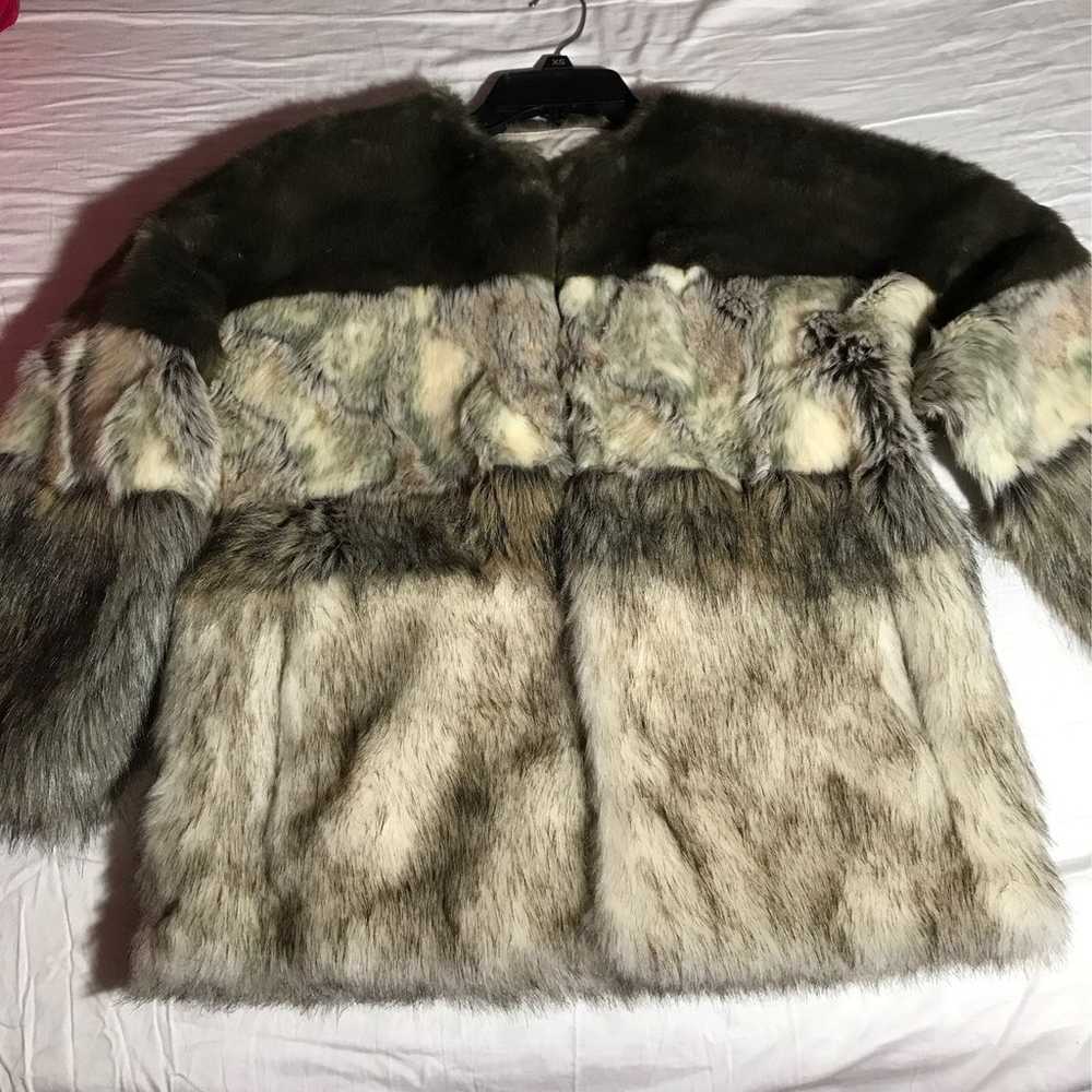 Short faux-fur Coat for women - image 5