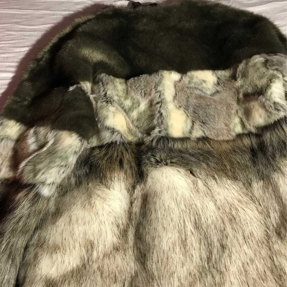 Short faux-fur Coat for women - image 6
