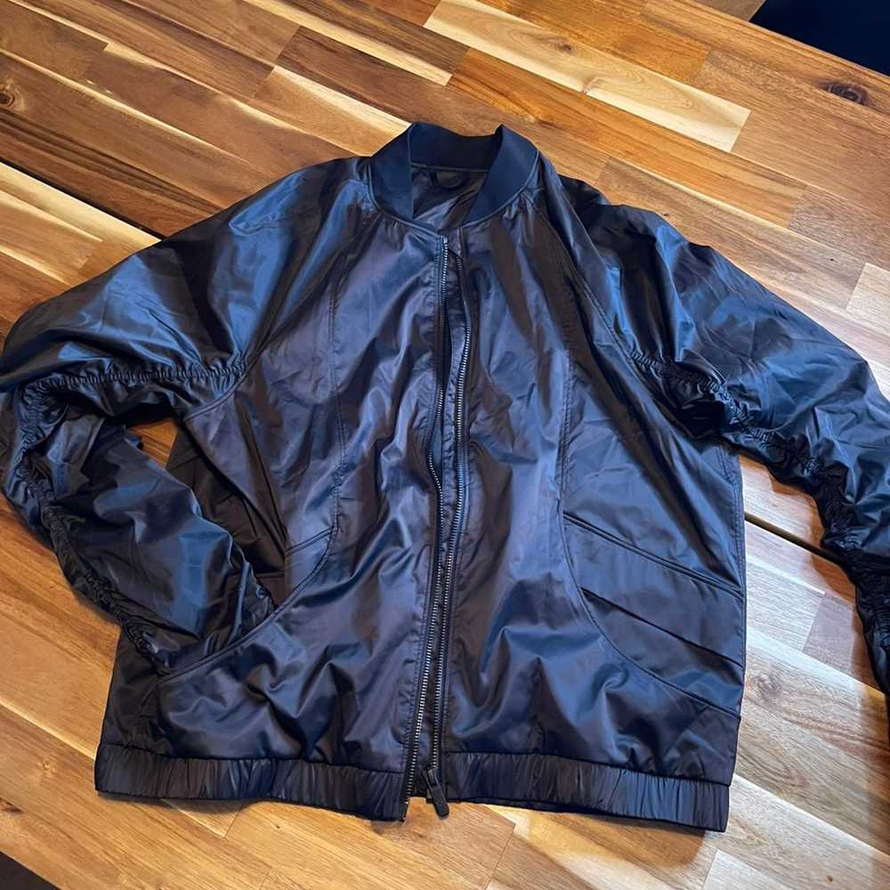 Lululemon bomber jacket - image 4