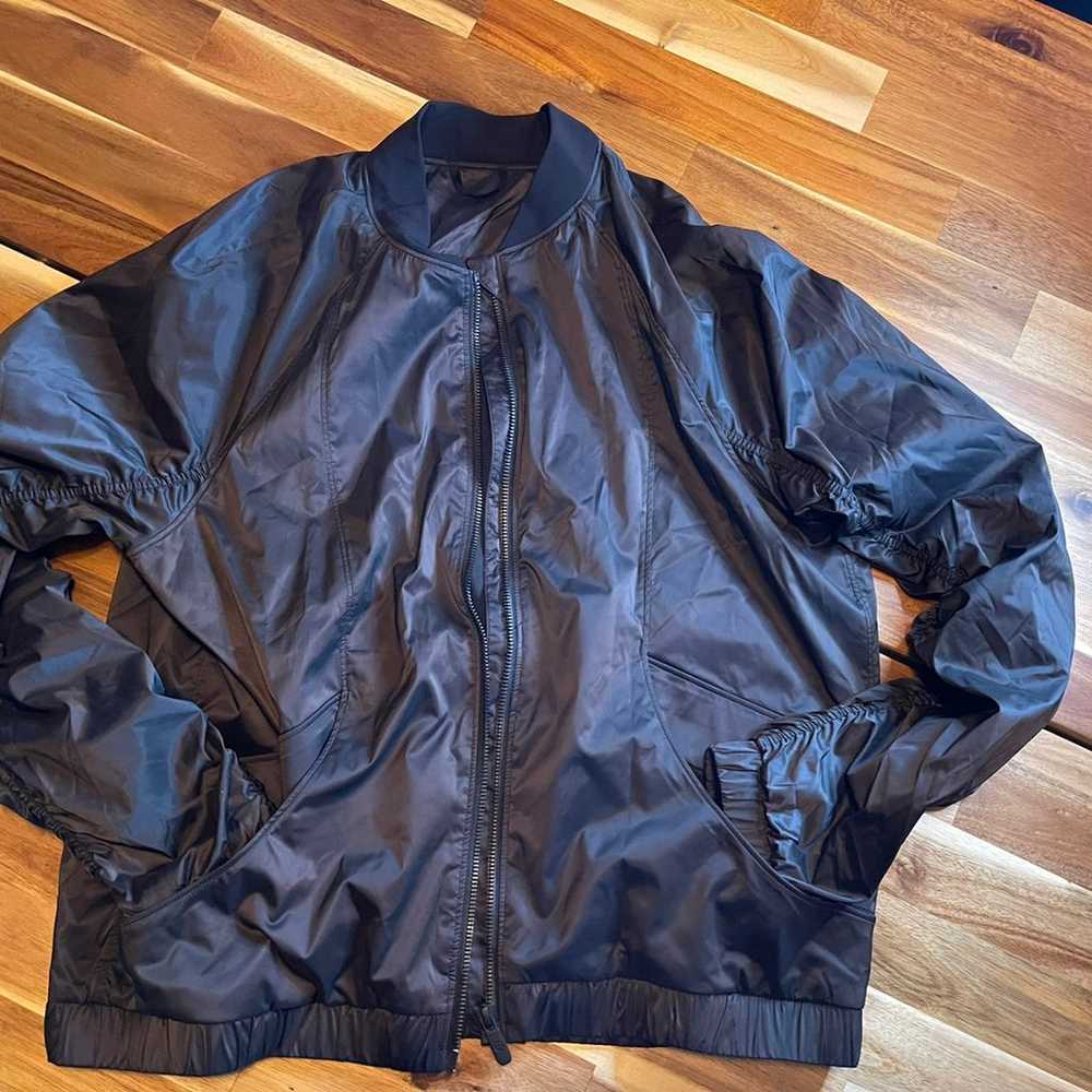 Lululemon bomber jacket - image 5