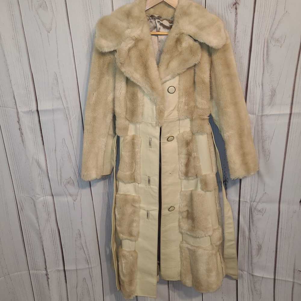 Vintage Rosewin leather and foe fur coat - image 9