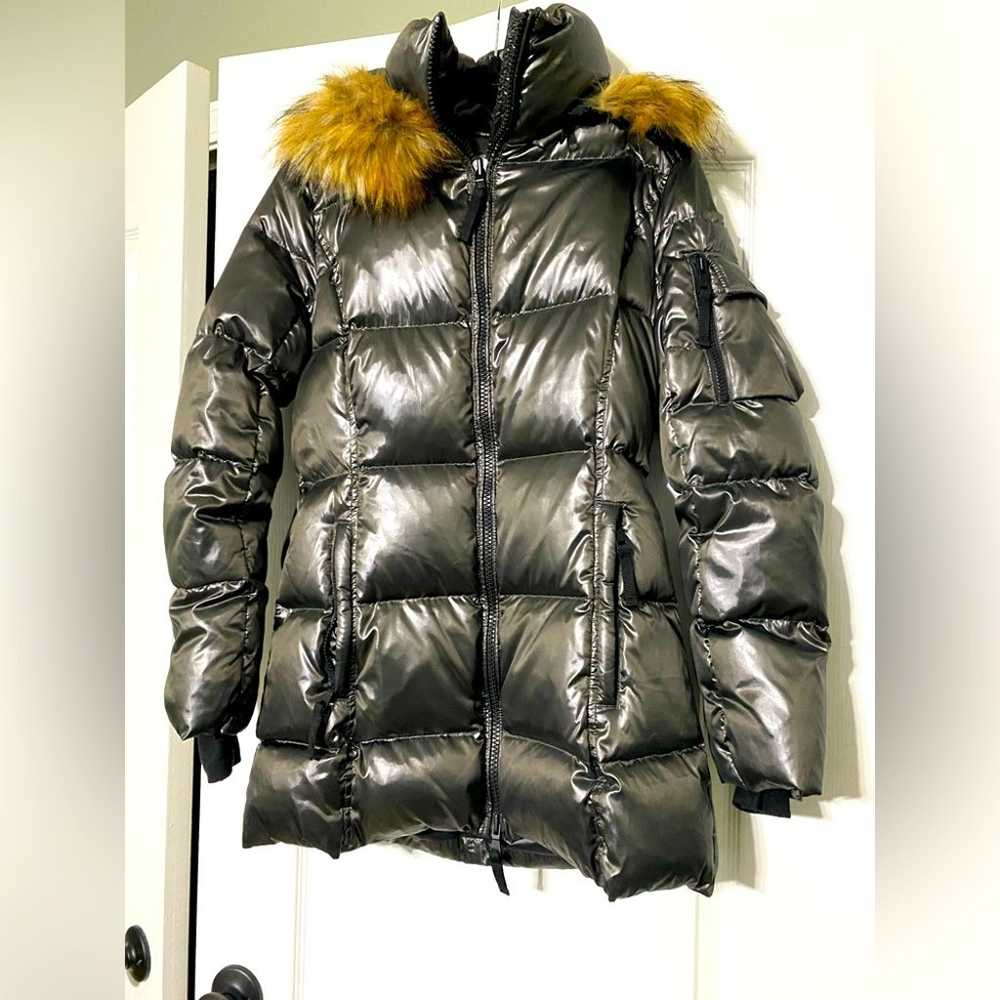 S13 Chelsea High-Shine Faux-Fur-Trim Hooded Puffe… - image 1
