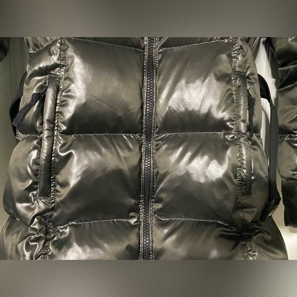 S13 Chelsea High-Shine Faux-Fur-Trim Hooded Puffe… - image 4