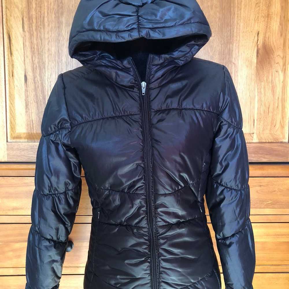 Patagonia lightweight puffer jacket - Size XS - image 1
