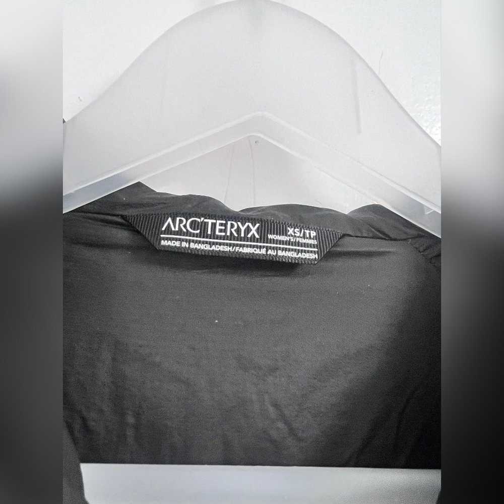 ARC’TERYX ATOM WOMENS BLACK JACKET Size XS - image 8