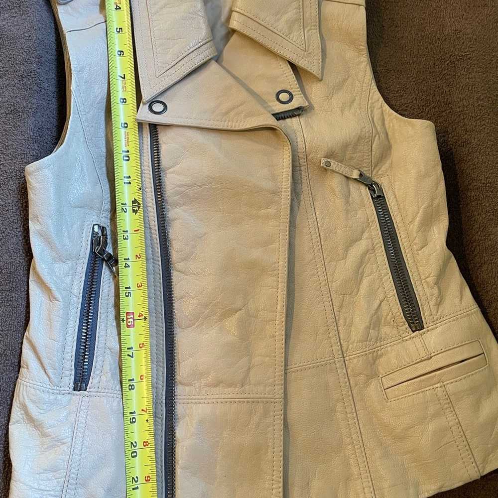 Ever Lamb  Leather Biker Vest Jacket Size Small - image 8