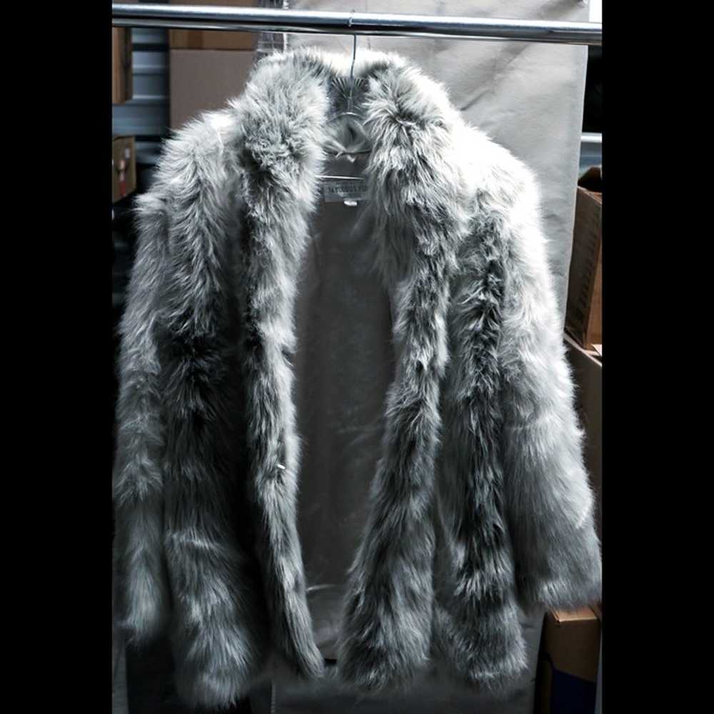 Donna Salyers Fabulous Furs Icelandic Fox Faux Fu… - image 2