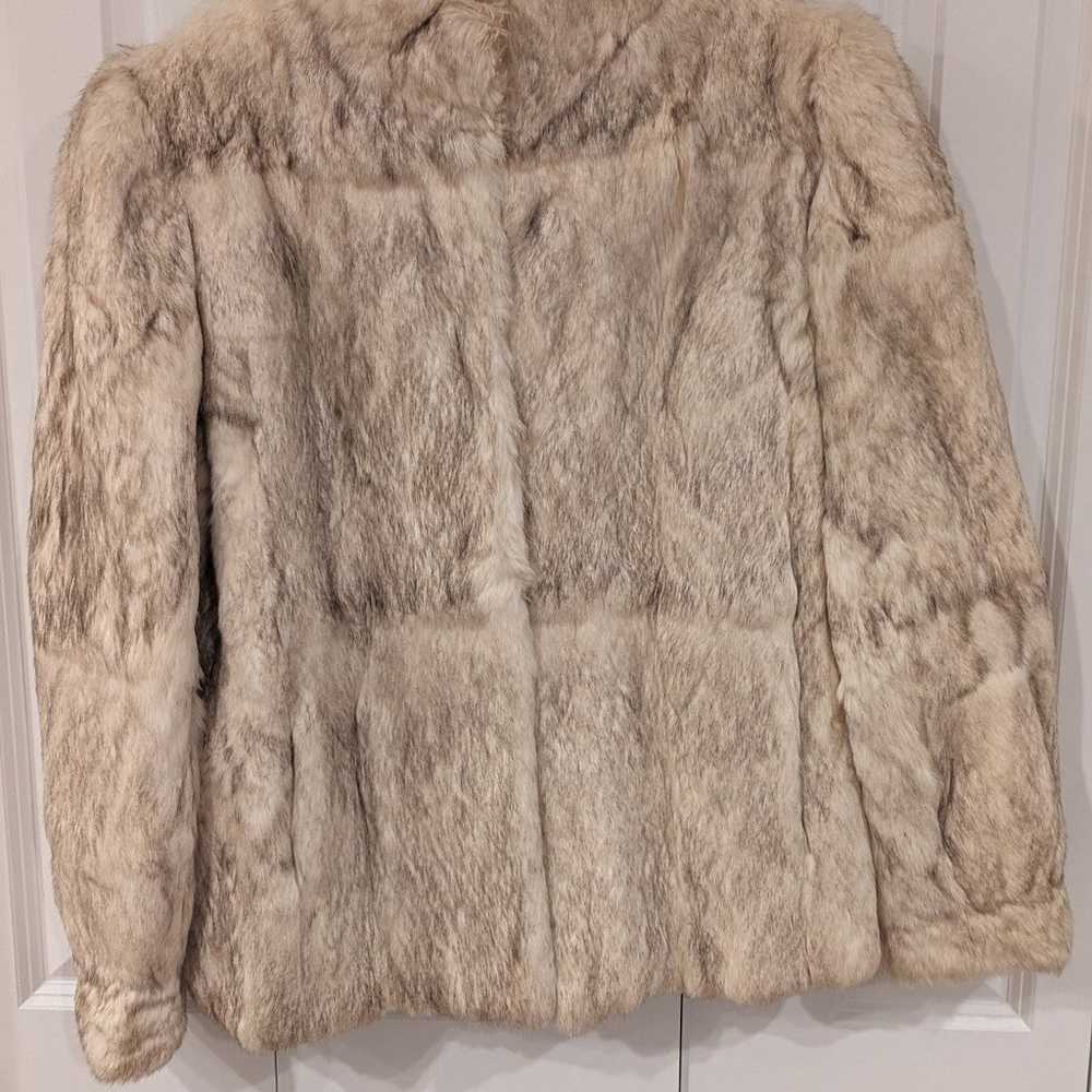 Gorgeous Rabbit Fur Coat Size Medium.  Impeccable… - image 1