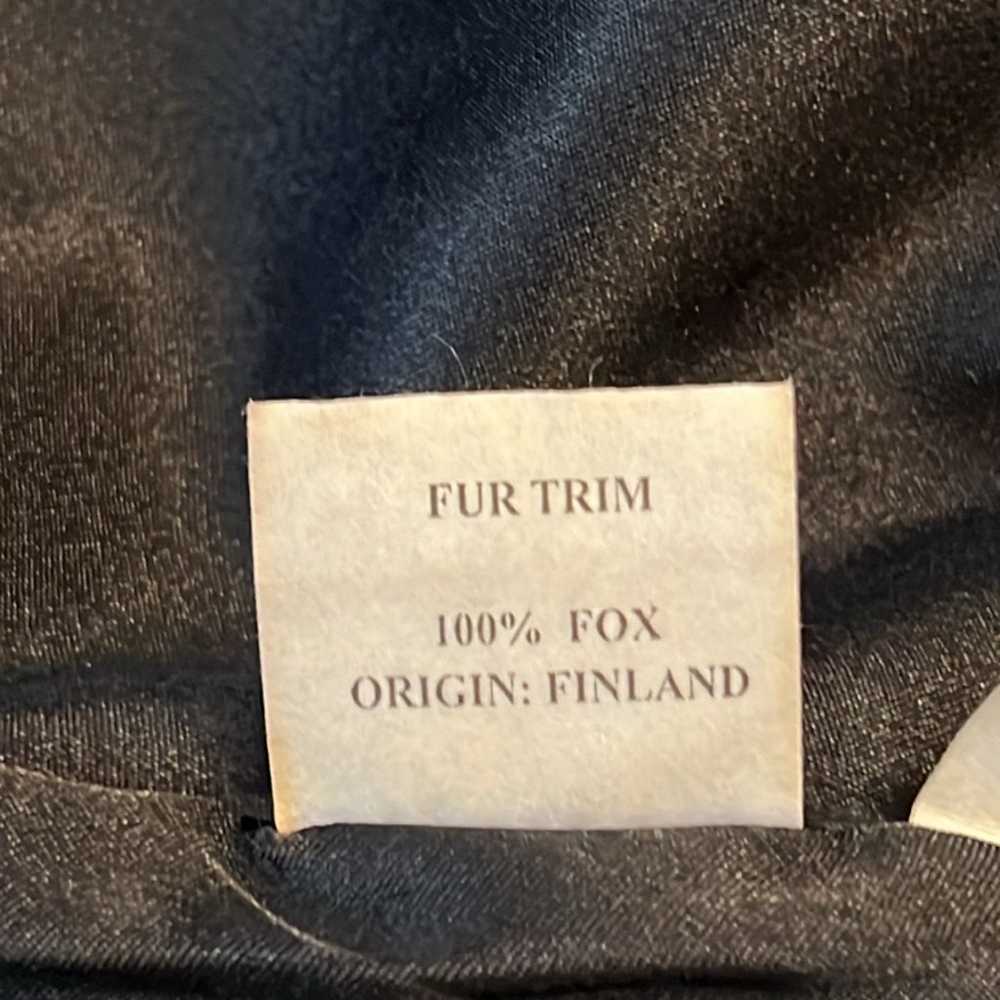 Coat with real fox fur - image 7