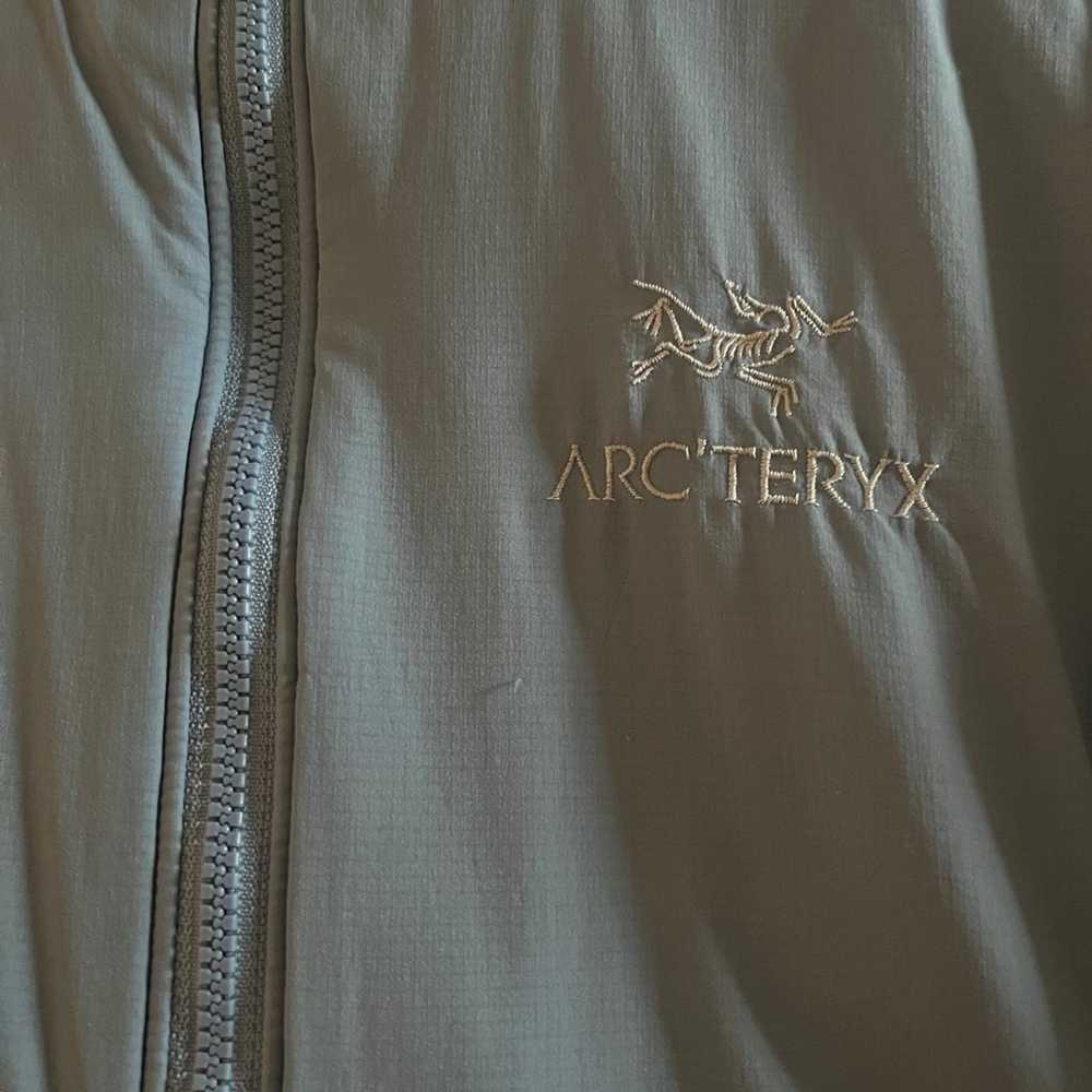 arcteryx atom jacket s/p - image 7