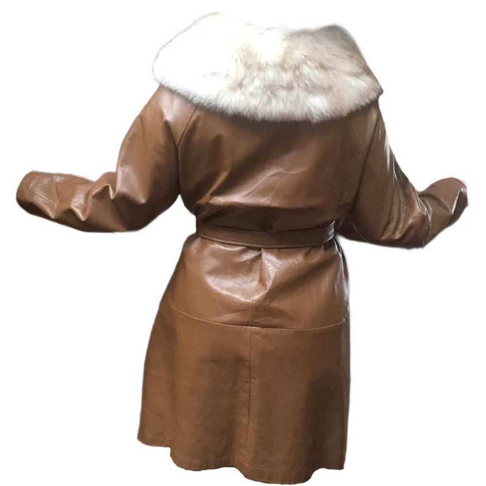 Real Fur-Trimmed Mid-Length 60s Style Leather Coat - image 3
