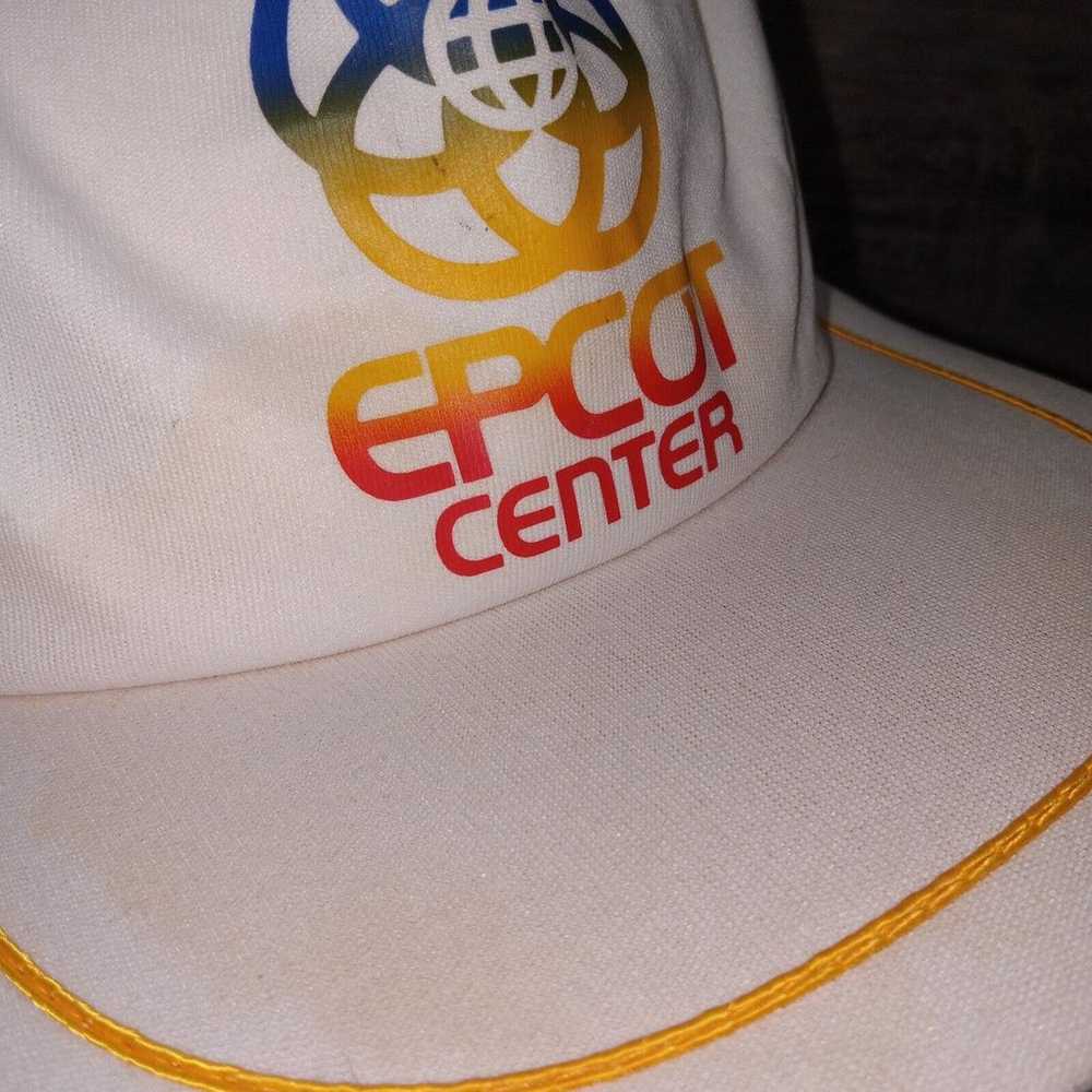 VTG Epcot Center trucker hat mens O/S snapback wh… - image 2