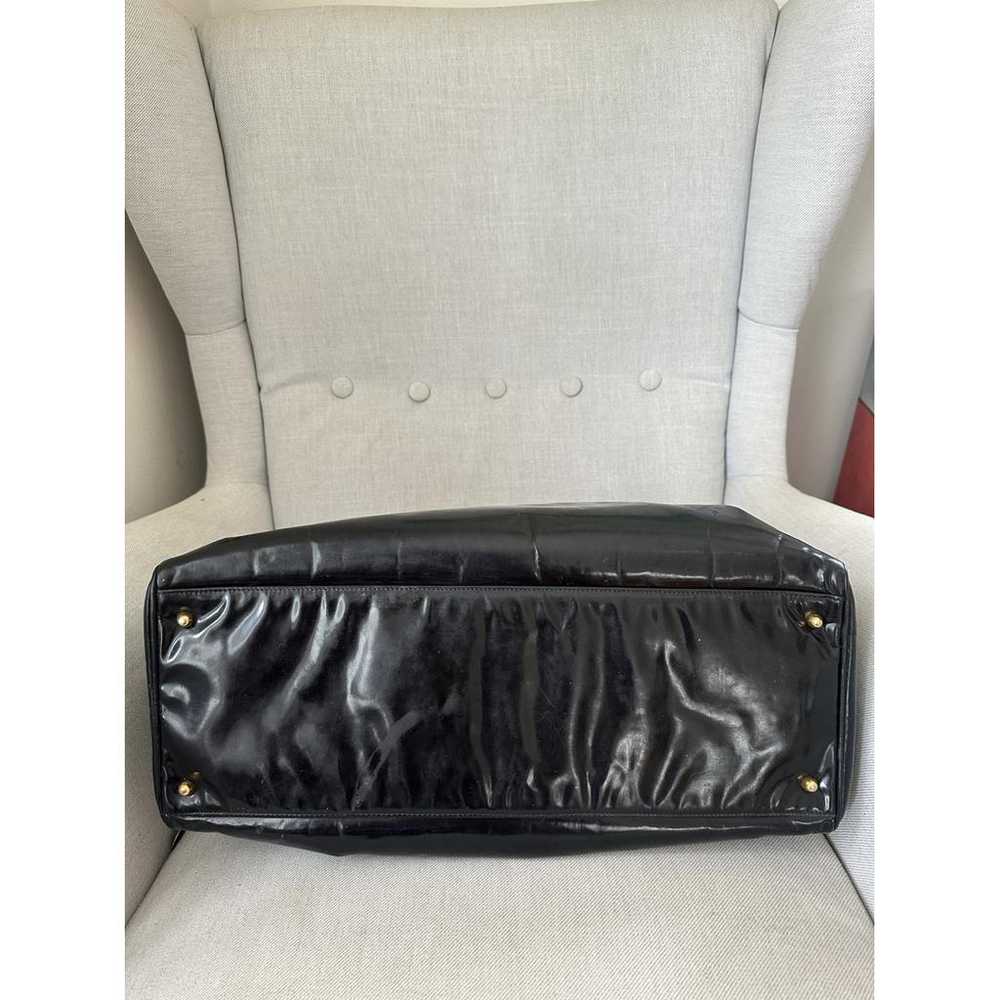 Chanel Vintage Cc Chain patent leather tote - image 5