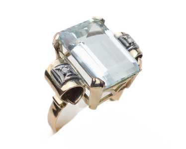 Retro-Era Aquamarine Ring - image 1