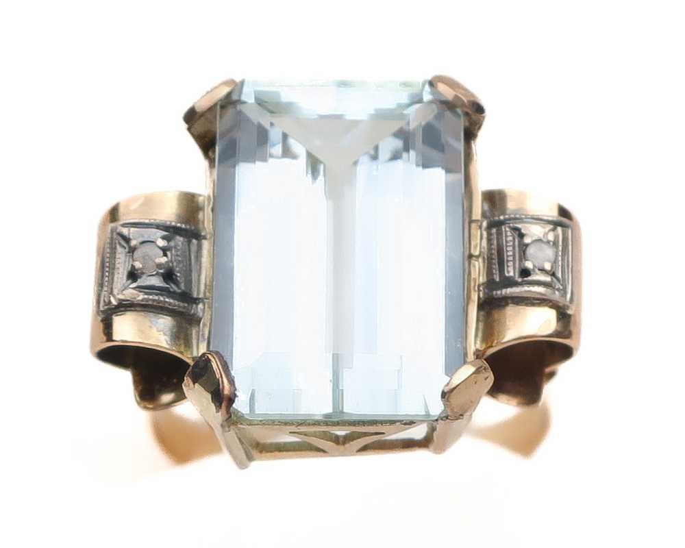 Retro-Era Aquamarine Ring - image 2