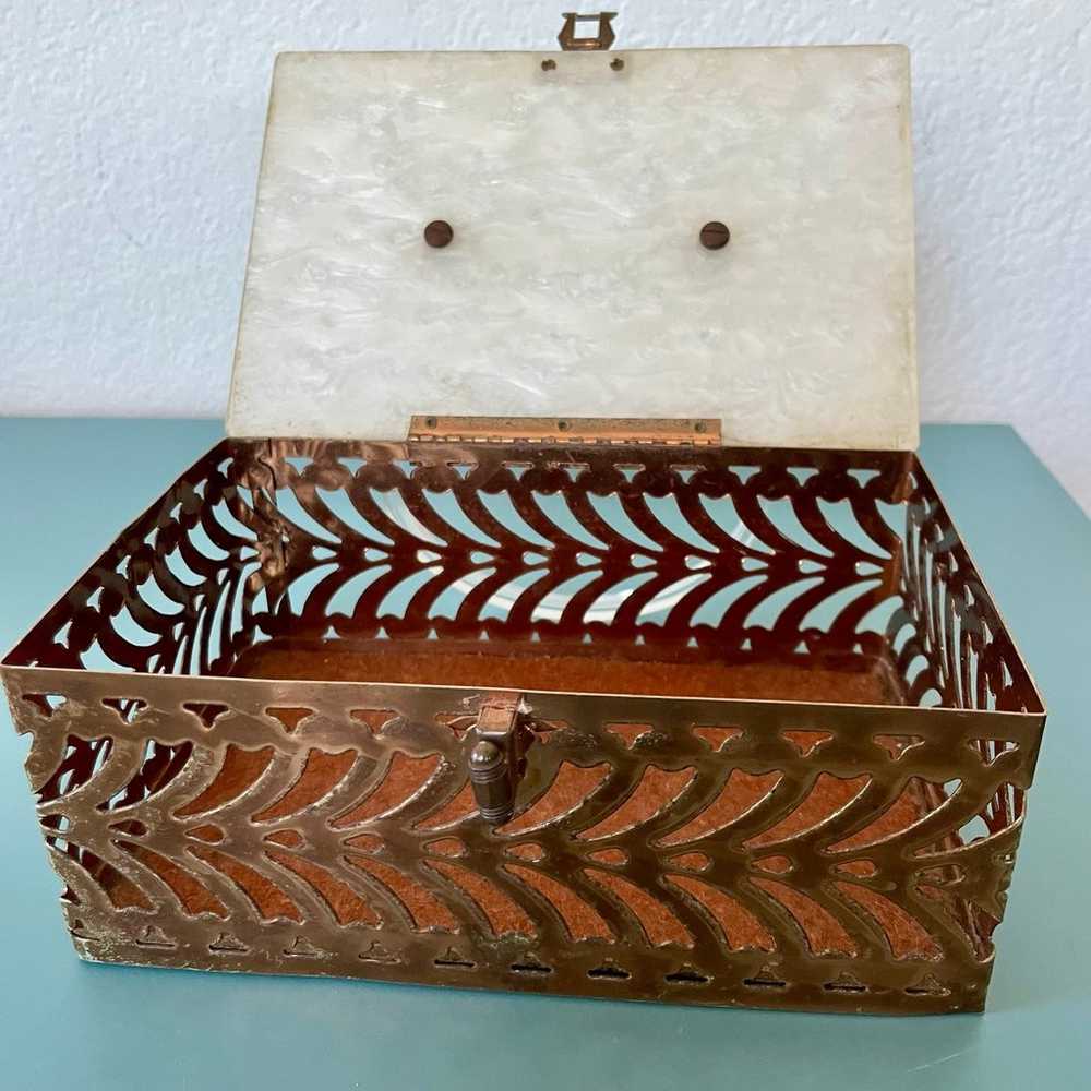 Vintage Brass Filigree Box Purse with Lucite Hand… - image 3